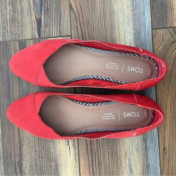 TOMS Red Julie Flats Pointed Toe Suede size 8.5 wide - Picture 3 of 8